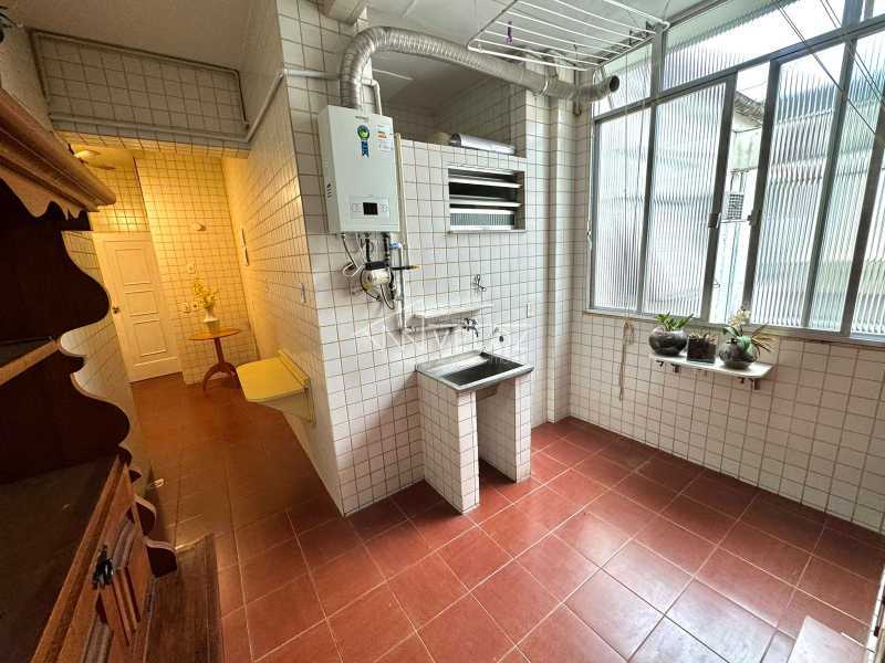 Apartamento à venda com 2 quartos, 97m² - Foto 11