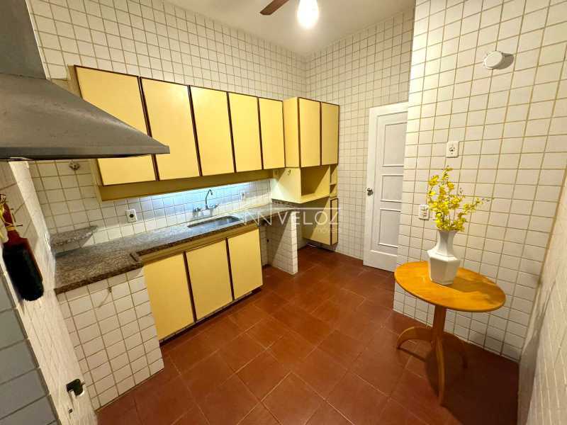 Apartamento à venda com 2 quartos, 97m² - Foto 17