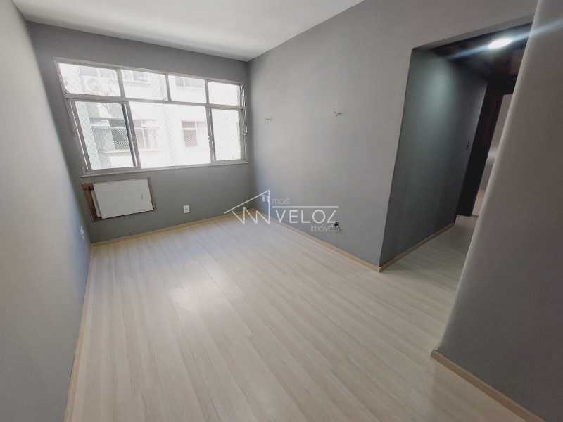 Apartamento à venda com 2 quartos, 47m² - Foto 1