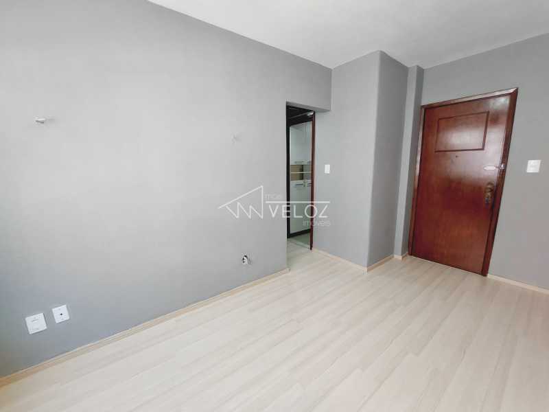 Apartamento à venda com 2 quartos, 47m² - Foto 5