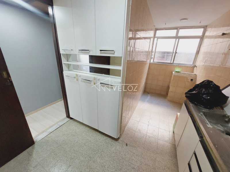 Apartamento à venda com 2 quartos, 47m² - Foto 13