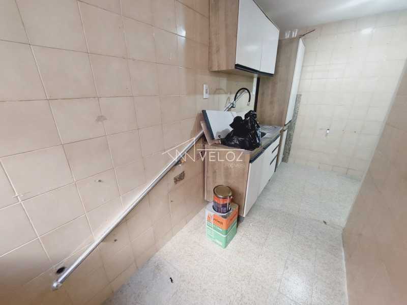 Apartamento à venda com 2 quartos, 47m² - Foto 16