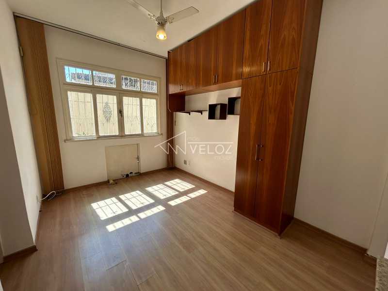 Apartamento à venda com 1 quarto, 43m² - Foto 3