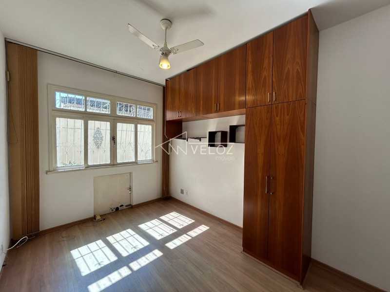 Apartamento à venda com 1 quarto, 43m² - Foto 2