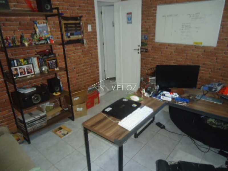 Apartamento à venda com 2 quartos, 79m² - Foto 9