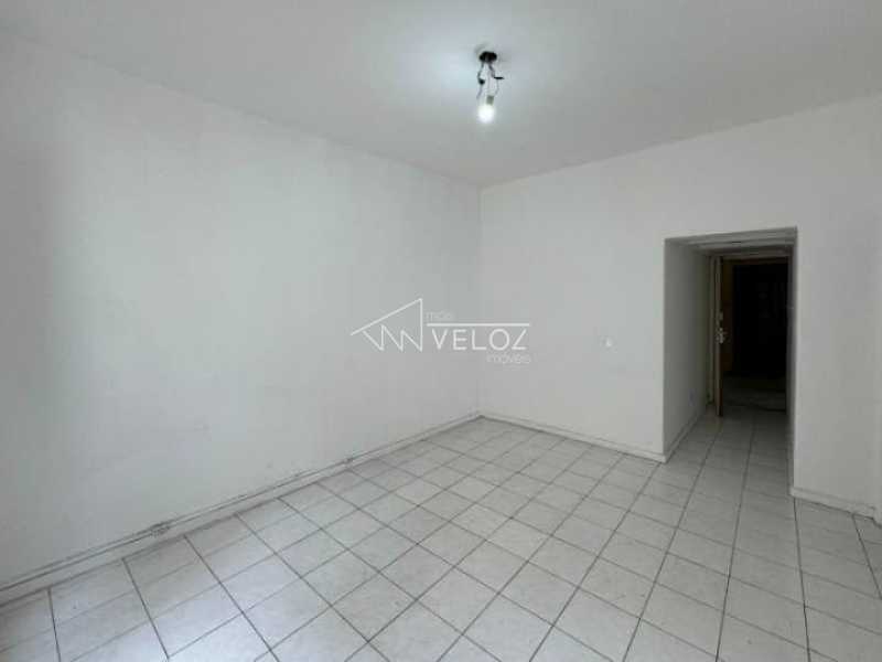 Apartamento à venda com 2 quartos, 89m² - Foto 3