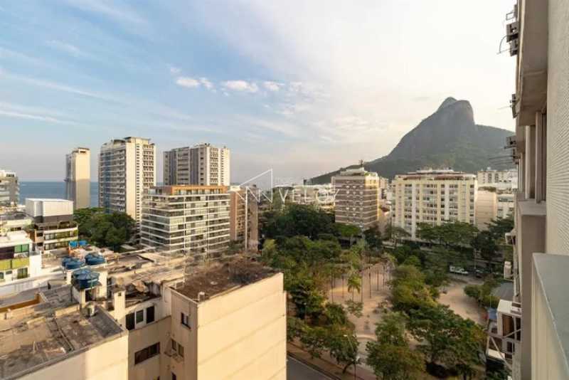 Apartamento à venda com 2 quartos, 71m² - Foto 12