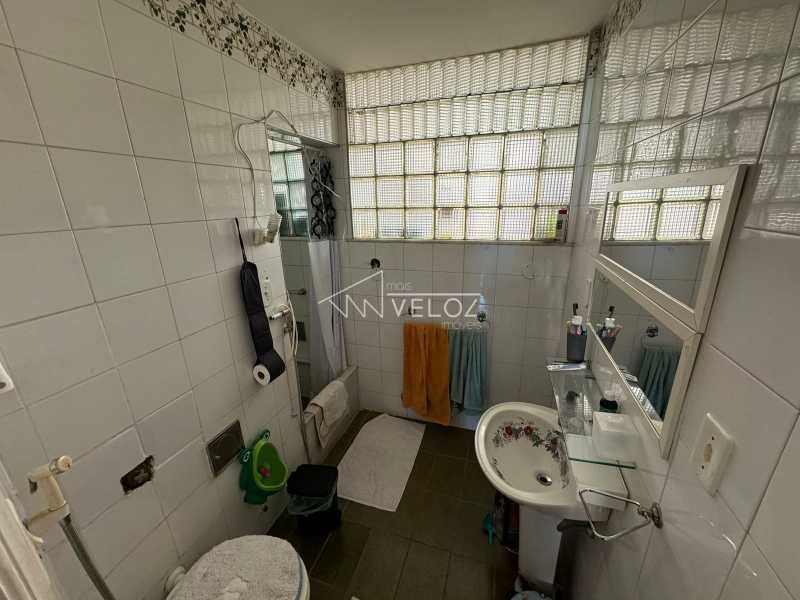 Apartamento à venda com 2 quartos, 74m² - Foto 24