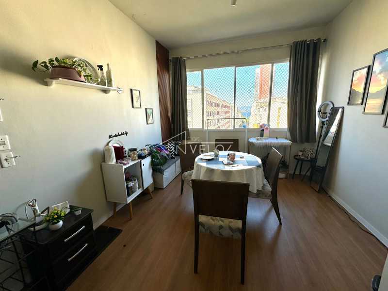 Apartamento à venda com 2 quartos, 74m² - Foto 6