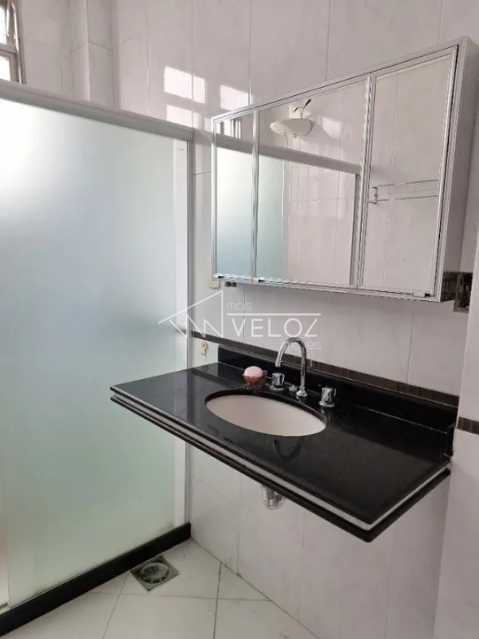 Apartamento à venda com 2 quartos, 75m² - Foto 16