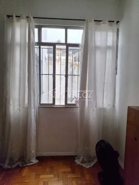 Apartamento à venda com 2 quartos, 75m² - Foto 10