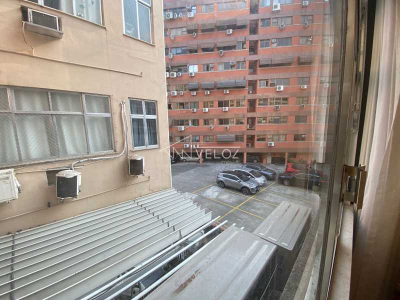 Apartamento à venda com 2 quartos, 67m² - Foto 15