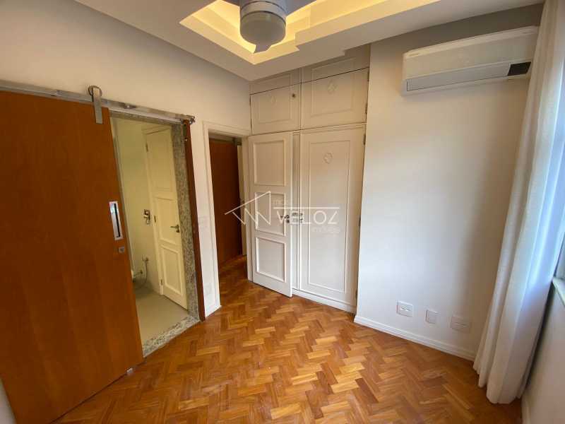 Apartamento à venda com 2 quartos, 67m² - Foto 7