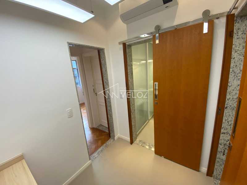 Apartamento à venda com 2 quartos, 67m² - Foto 10