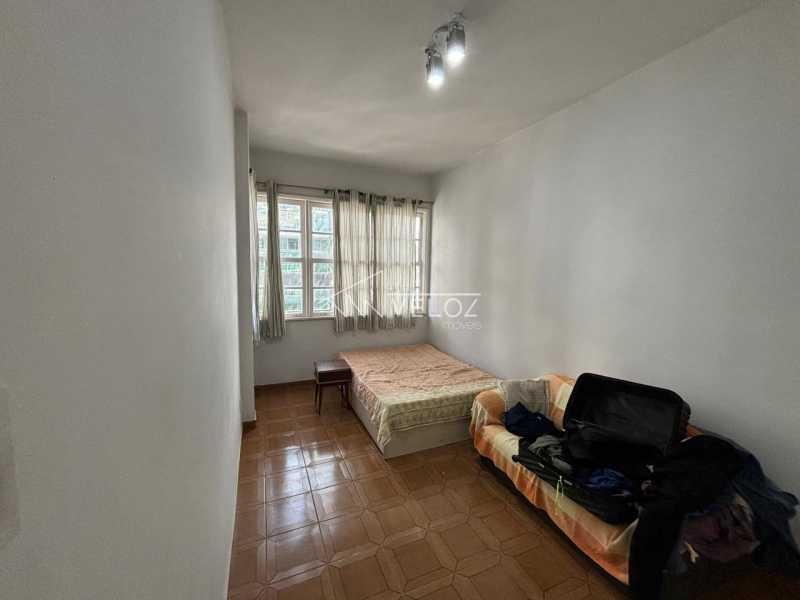 Apartamento à venda com 2 quartos, 70m² - Foto 5