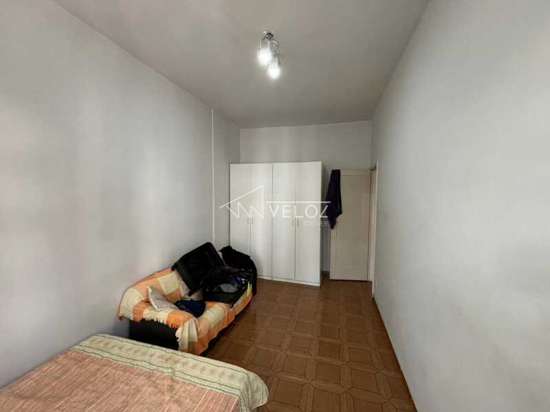 Apartamento à venda com 2 quartos, 70m² - Foto 12