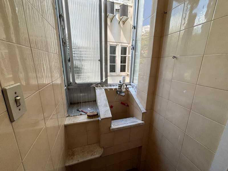 Apartamento à venda com 2 quartos, 70m² - Foto 25