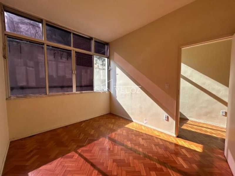 Apartamento à venda com 2 quartos, 73m² - Foto 5