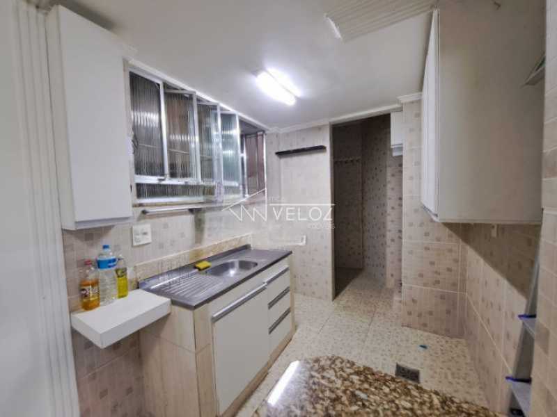 Apartamento à venda com 2 quartos, 71m² - Foto 9