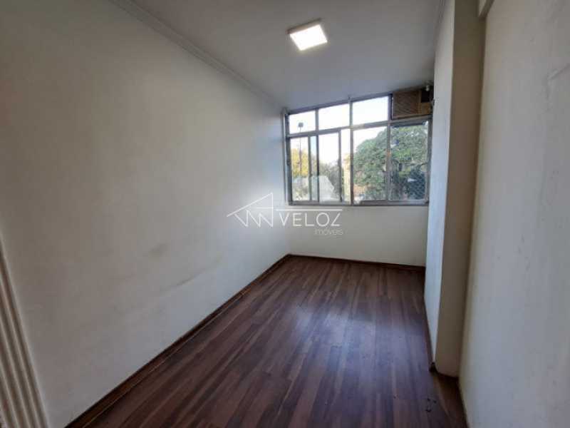 Apartamento à venda com 2 quartos, 71m² - Foto 7