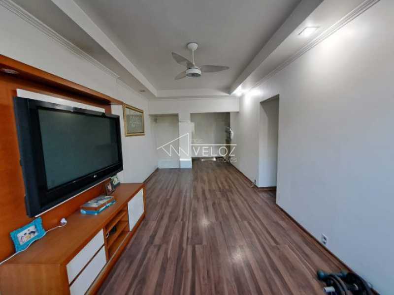 Apartamento à venda com 2 quartos, 71m² - Foto 3