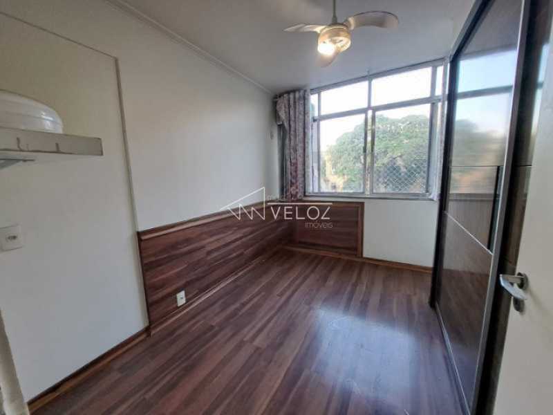 Apartamento à venda com 2 quartos, 71m² - Foto 5