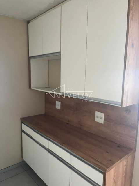 Apartamento à venda com 2 quartos, 80m² - Foto 14