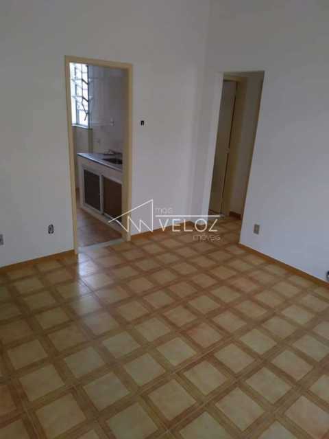 Apartamento à venda com 2 quartos, 46m² - Foto 2