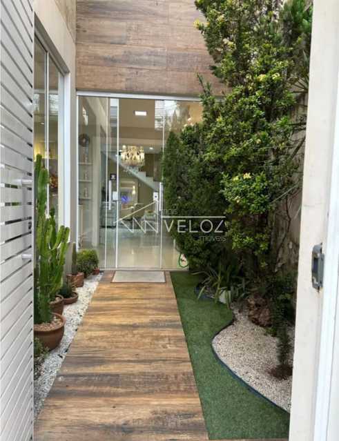 Casa à venda com 3 quartos, 260m² - Foto 9