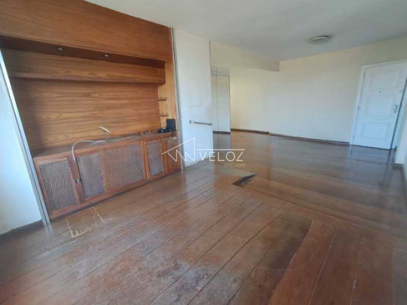 Apartamento à venda com 3 quartos, 100m² - Foto 2