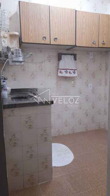 Apartamento à venda com 2 quartos, 67m² - Foto 11