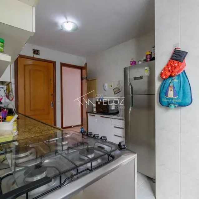 Apartamento à venda com 3 quartos, 106m² - Foto 7