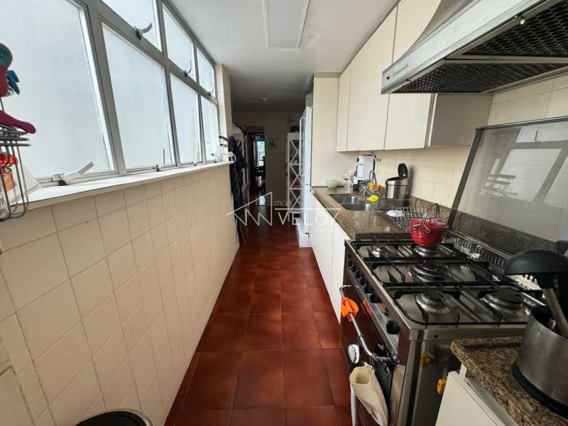 Apartamento à venda com 2 quartos, 86m² - Foto 11