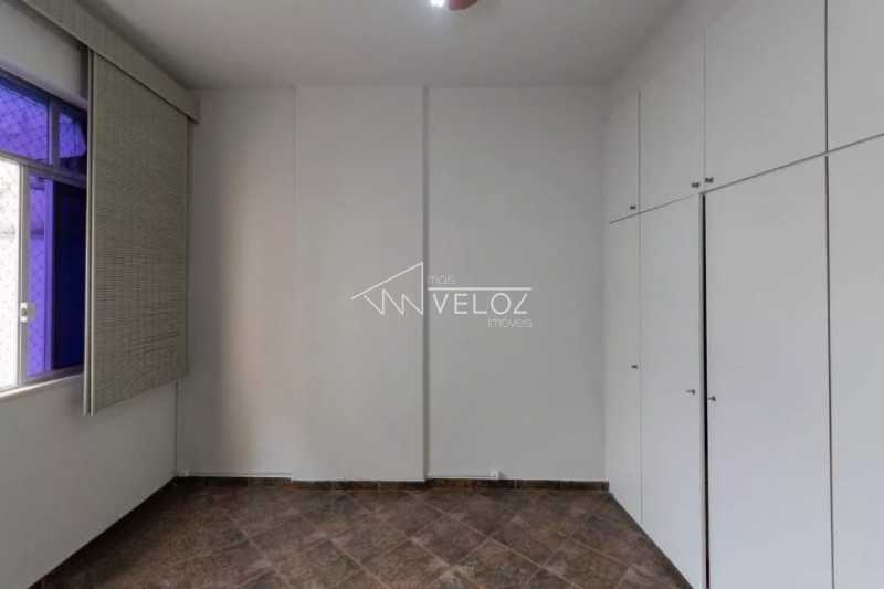 Apartamento à venda com 2 quartos, 64m² - Foto 2