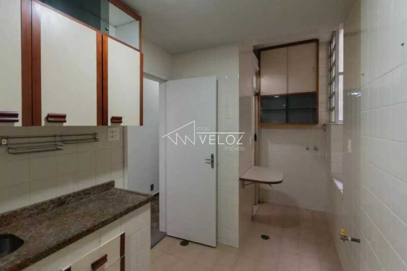 Apartamento à venda com 2 quartos, 64m² - Foto 8