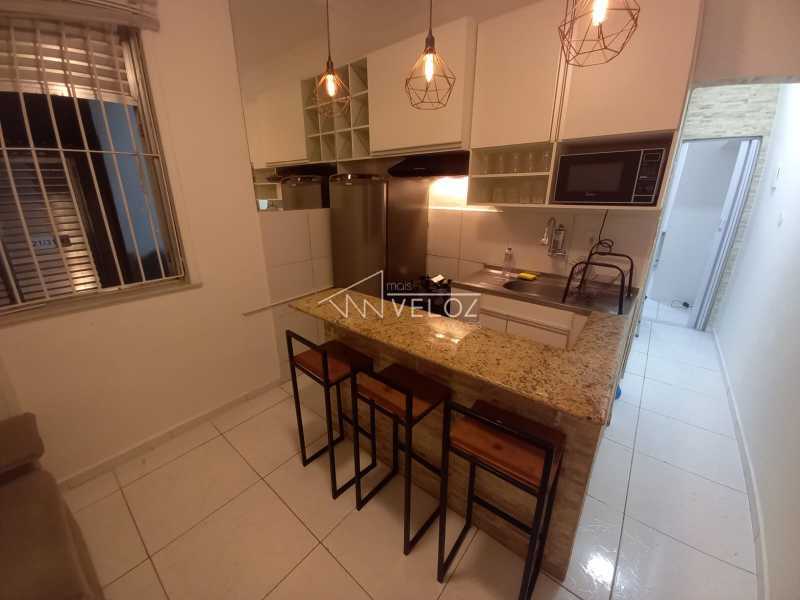 Apartamento à venda com 1 quarto, 30m² - Foto 2