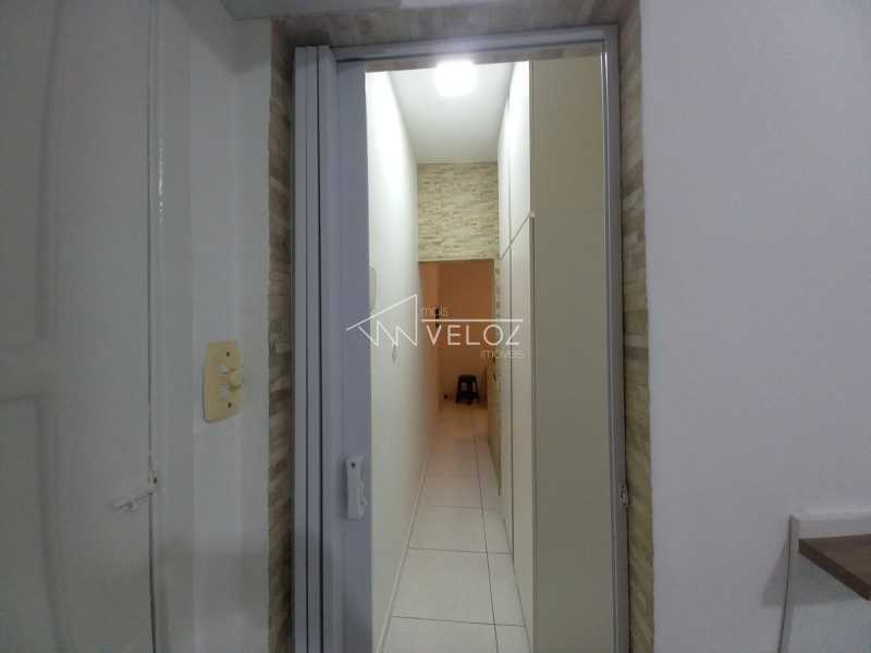 Apartamento à venda com 1 quarto, 30m² - Foto 15