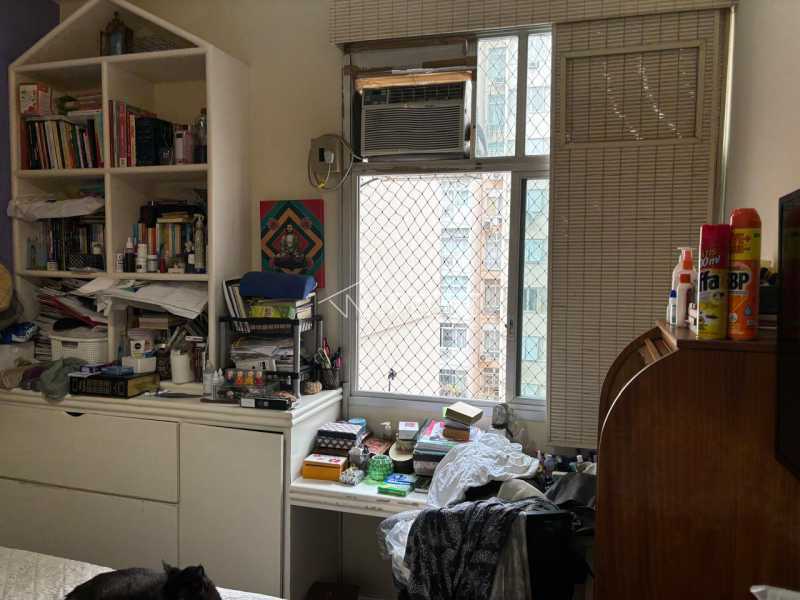 Apartamento à venda com 4 quartos, 180m² - Foto 19