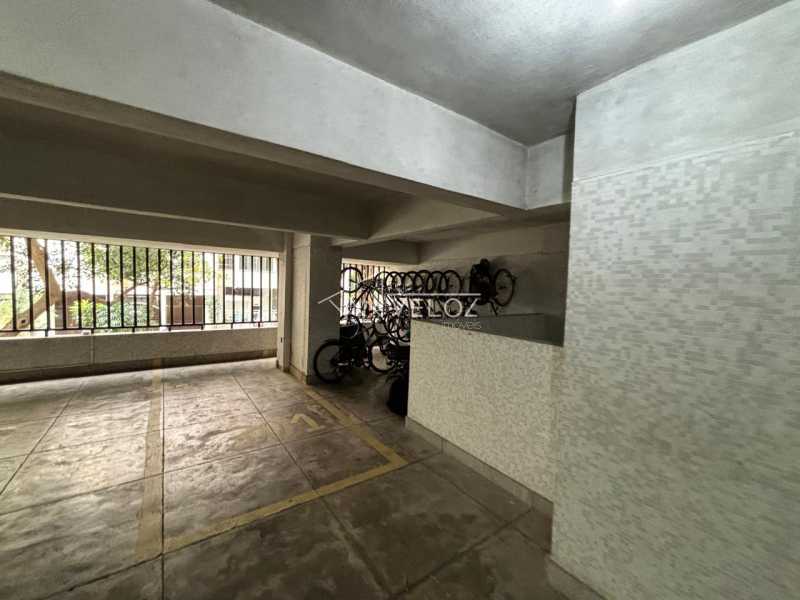 Apartamento à venda com 4 quartos, 180m² - Foto 28