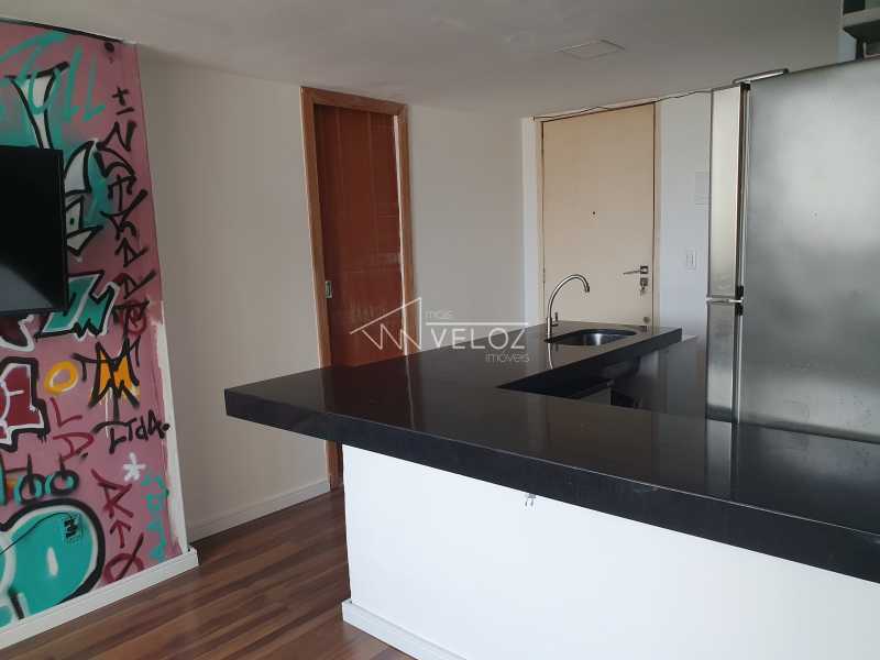 Apartamento à venda com 2 quartos, 25m² - Foto 3