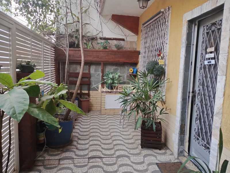 Casa à venda com 3 quartos, 179m² - Foto 24