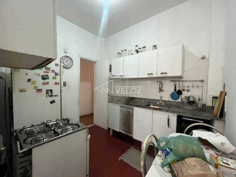 Apartamento à venda com 2 quartos, 80m² - Foto 9