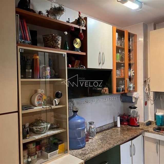 Apartamento à venda com 2 quartos, 64m² - Foto 13