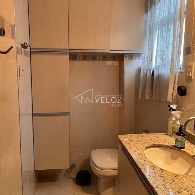 Apartamento à venda com 2 quartos, 64m² - Foto 19