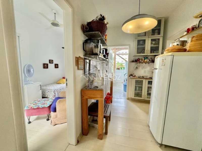 Apartamento à venda com 6 quartos, 326m² - Foto 15