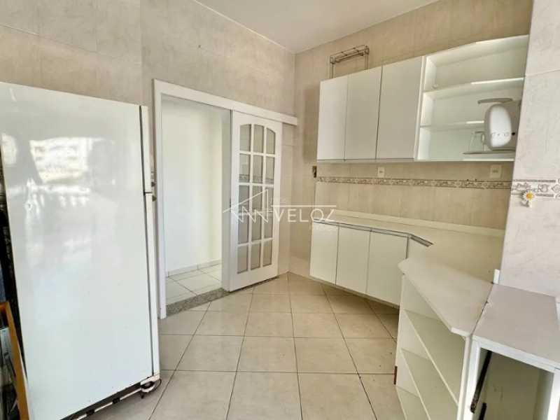 Apartamento à venda com 6 quartos, 326m² - Foto 26