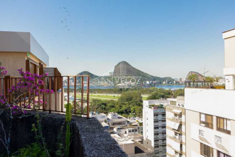 Cobertura à venda com 3 quartos, 181m² - Foto 1