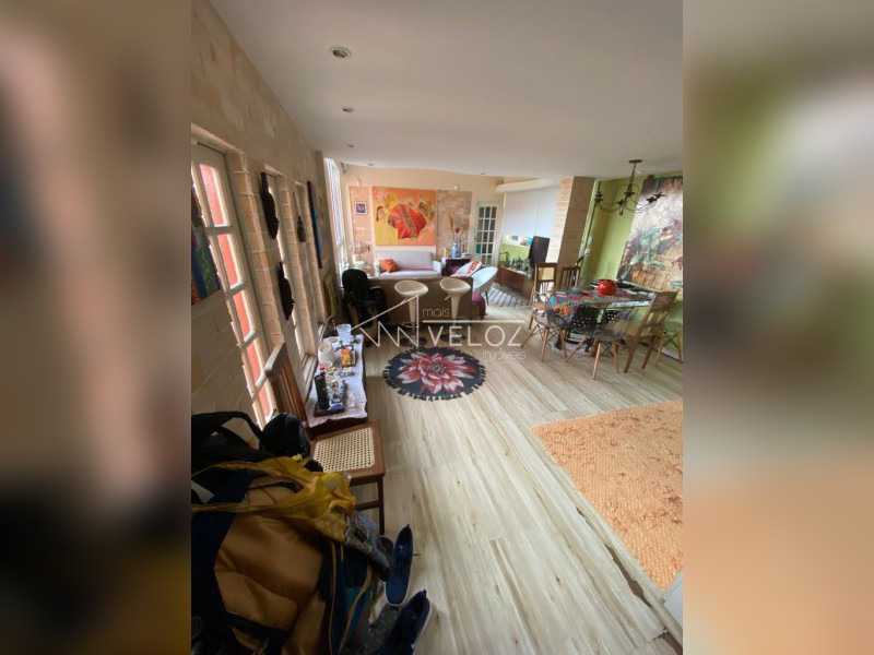 Apartamento à venda com 2 quartos, 70m² - Foto 6