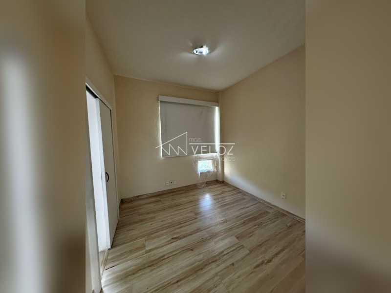 Apartamento à venda com 2 quartos, 70m² - Foto 21