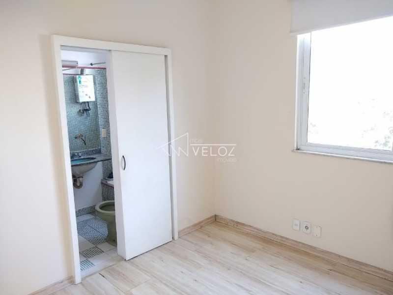 Apartamento à venda com 2 quartos, 70m² - Foto 22